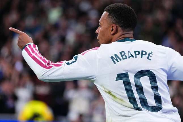 Real Madrid Lanjutkan Tren Kemenangan Real Madrid Lanjutkan Tren Kemenangan
