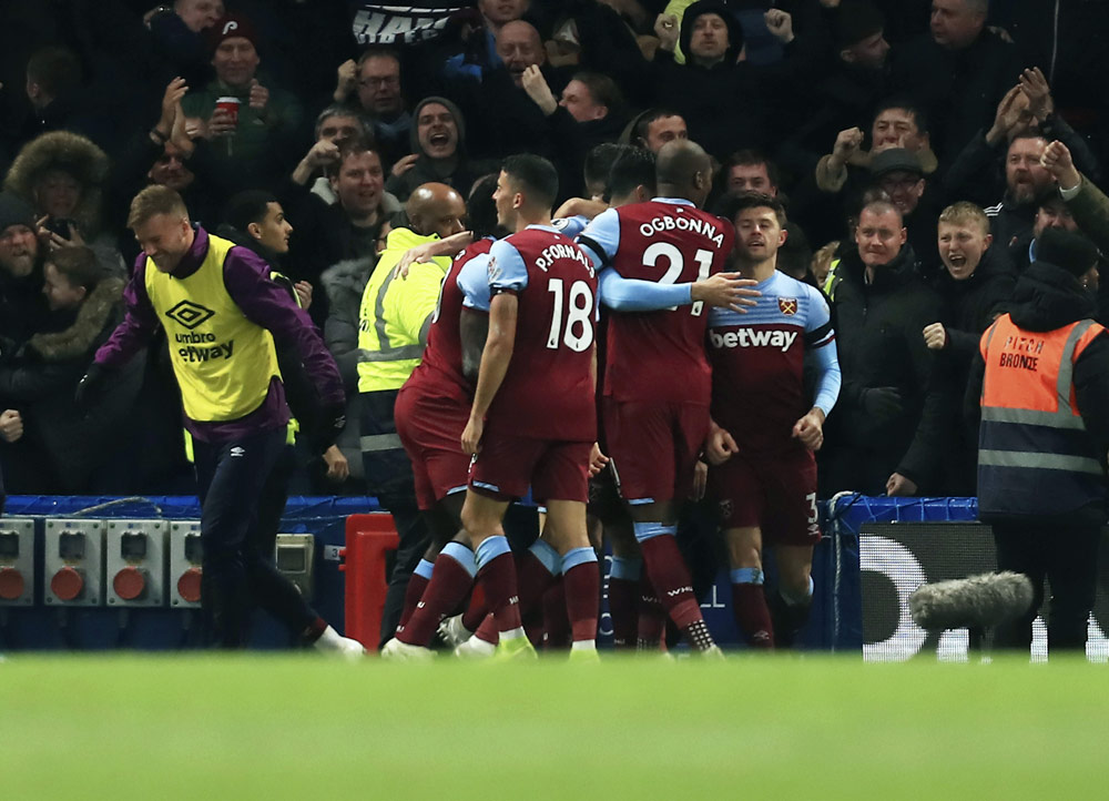 West Ham Pecundangi Chelsea di Stamford Bridge