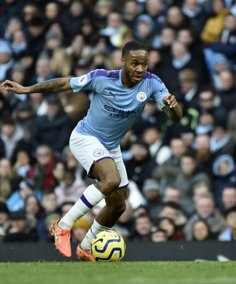 Manchester City Tertahan di Etihad