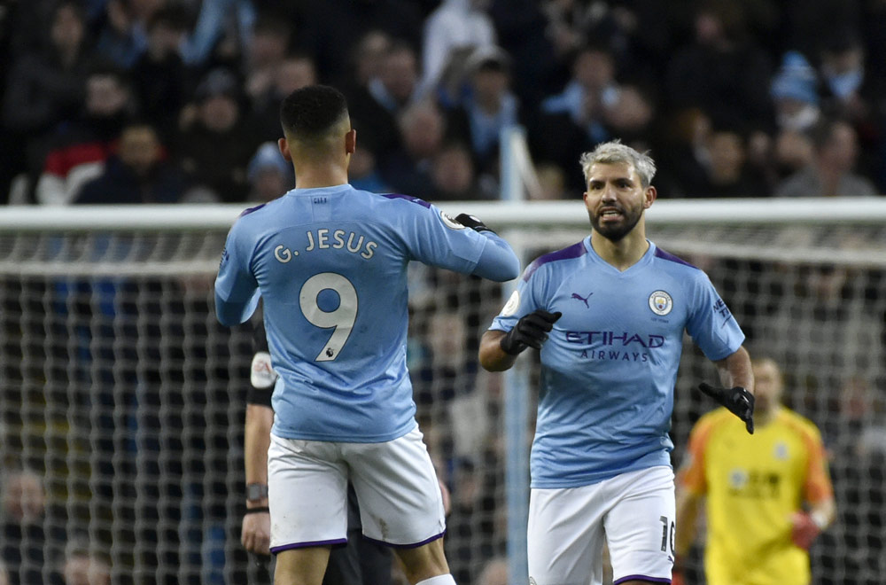 Manchester City Tertahan di Etihad