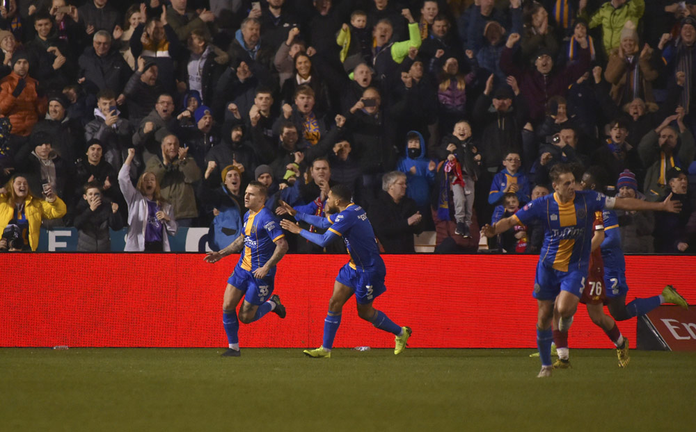 Shrewsbury Town Kejutkan Liverpool