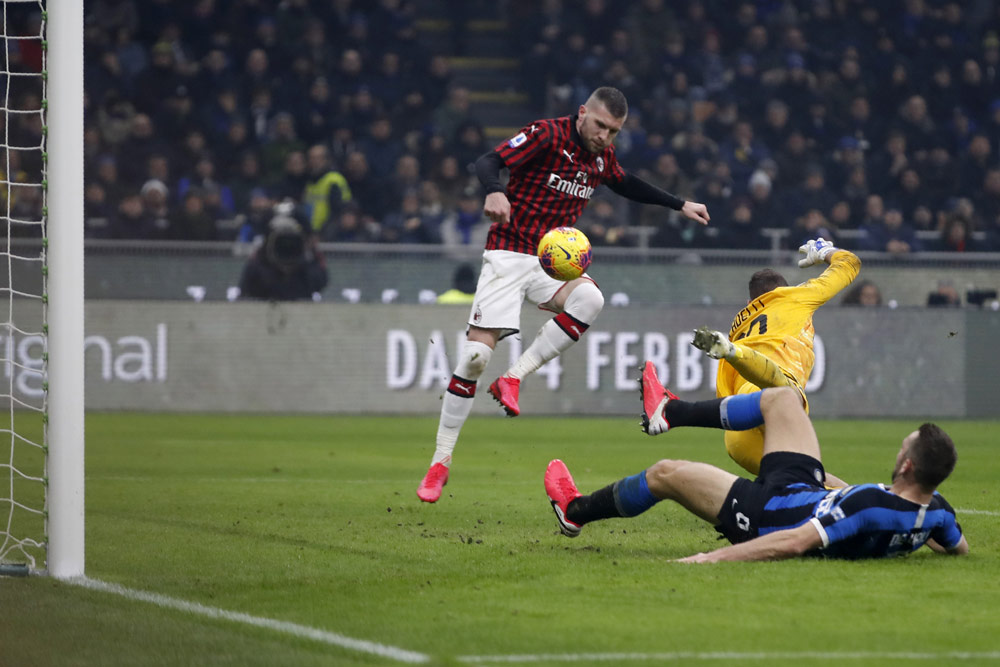 Derby della Madonnina Milik Inter Milan