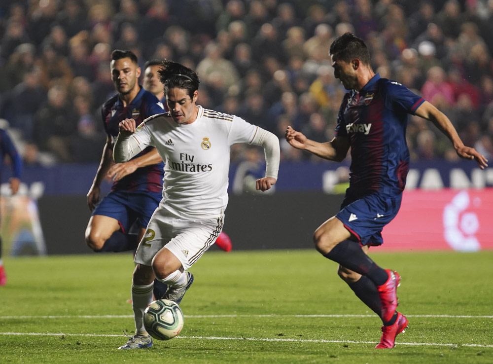 Gol Tunggal Morales Bikin Kecewa Real Madrid