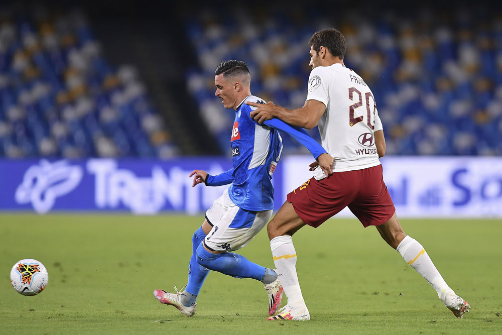 Napoli Kalahkan AS Roma 2-1