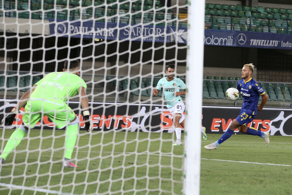 Verona Sukses Tahan Imbang Inter Milan