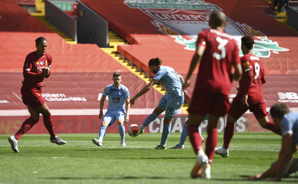 Burnley Sukses Tahan Imbang Liverpool