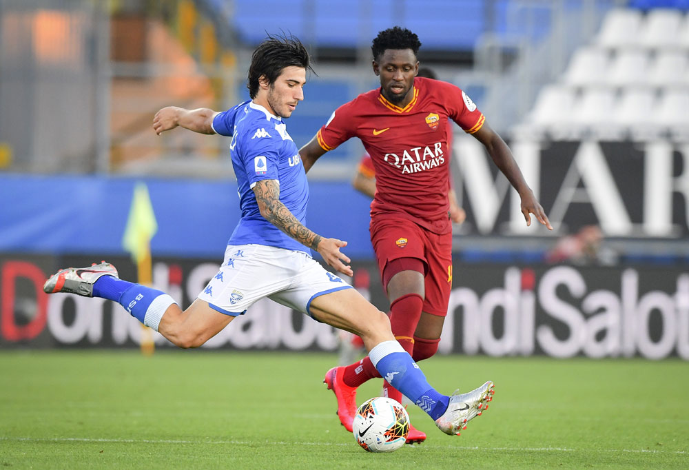 AS Roma Hantam Brescia 3-0