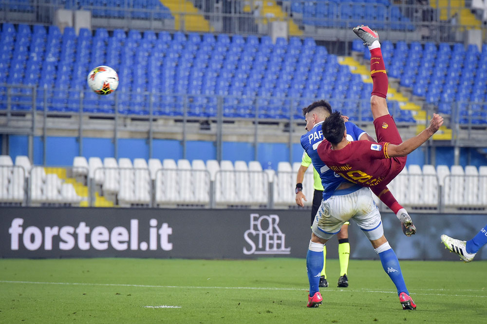 AS Roma Hantam Brescia 3-0