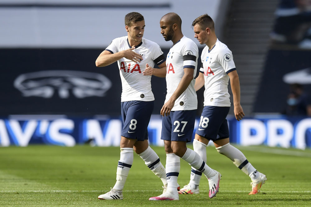 Tottenham Menangi Derby London Utara
