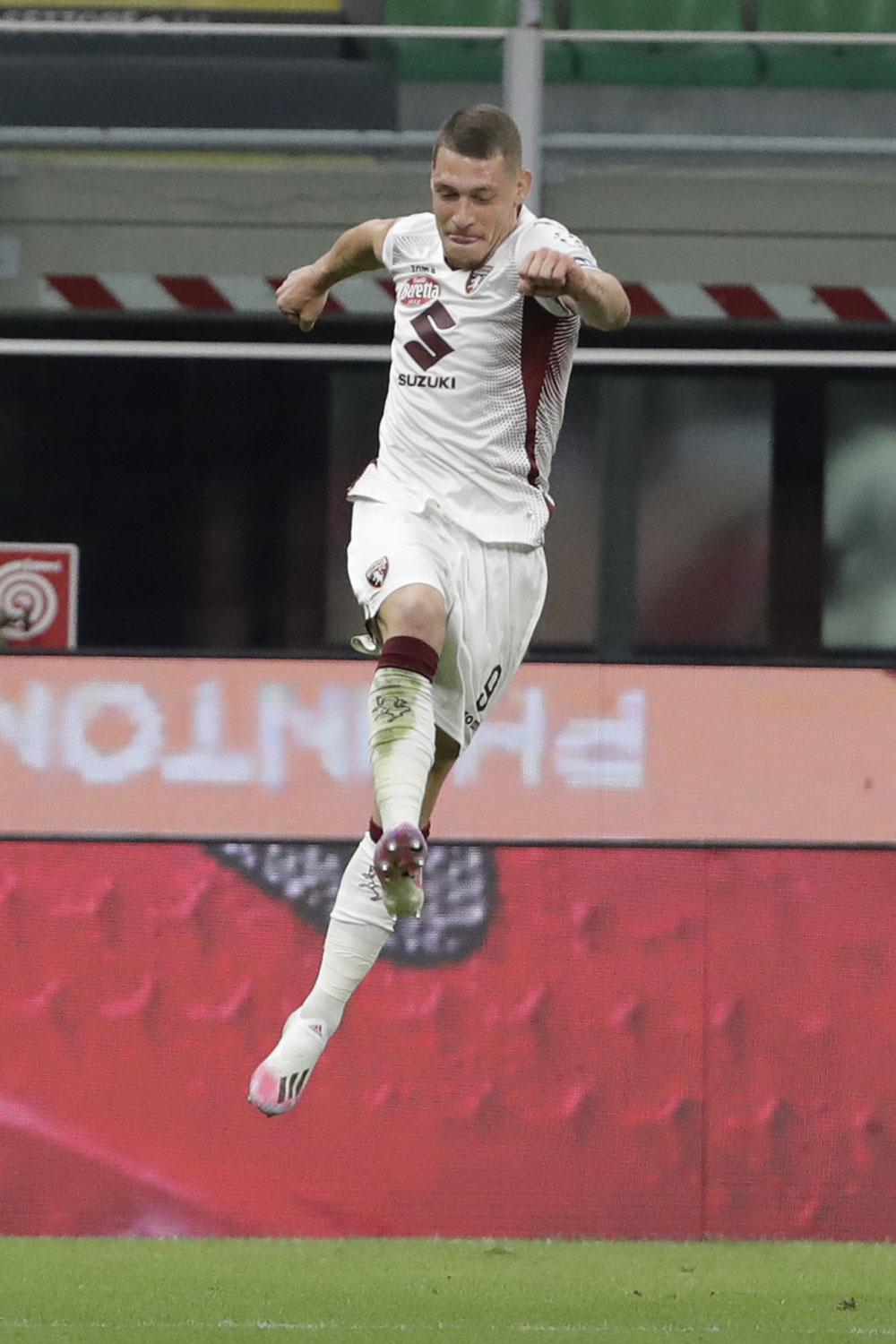 Inter Milan Bungkam Torino 3-1