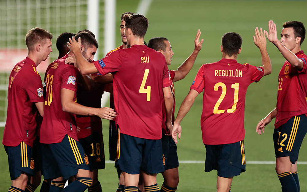 Spanyol Pesta Gol ke Gawang Ukraina