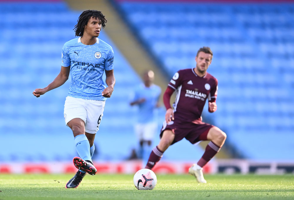 Manchester City Tertunduk di Kandang Sendiri