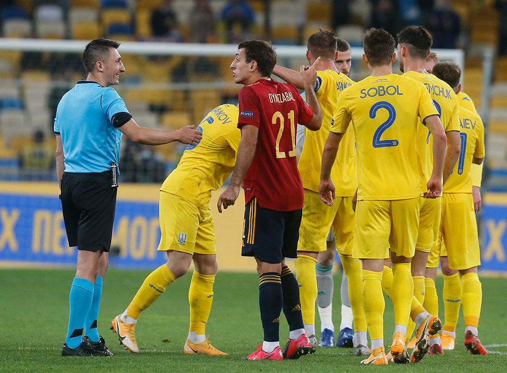 Ukraina Kalahkan Spanyol 1-0 Ukraina Kalahkan Spanyol 1-0