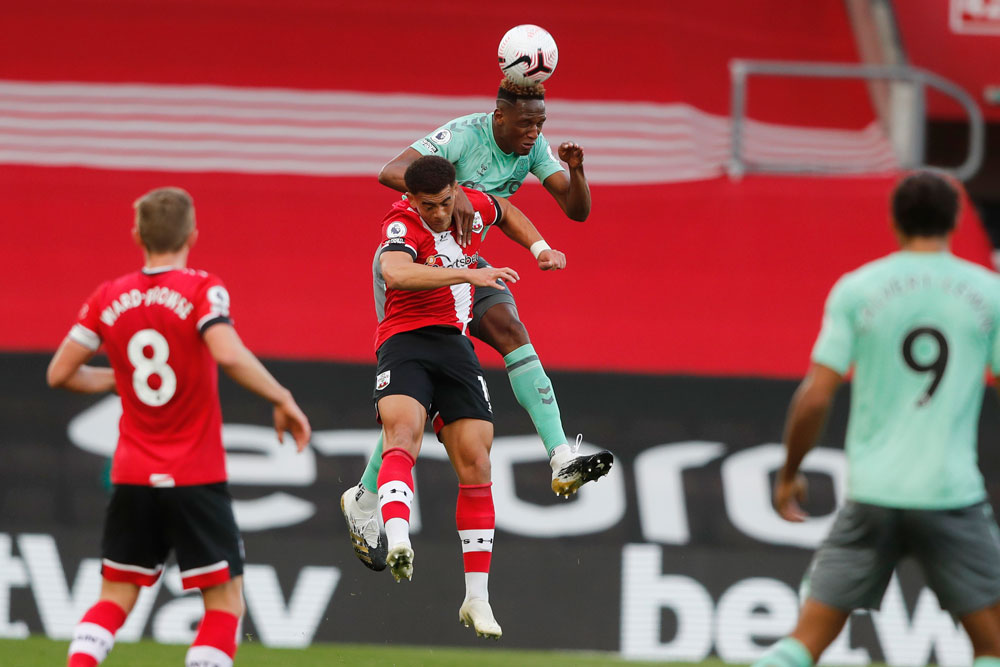 Everton Akhirnya Tumbang Juga