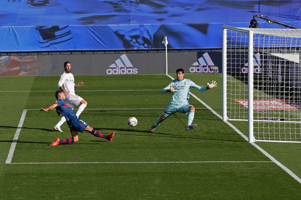 Huesca Jadi Korban Real Madrid