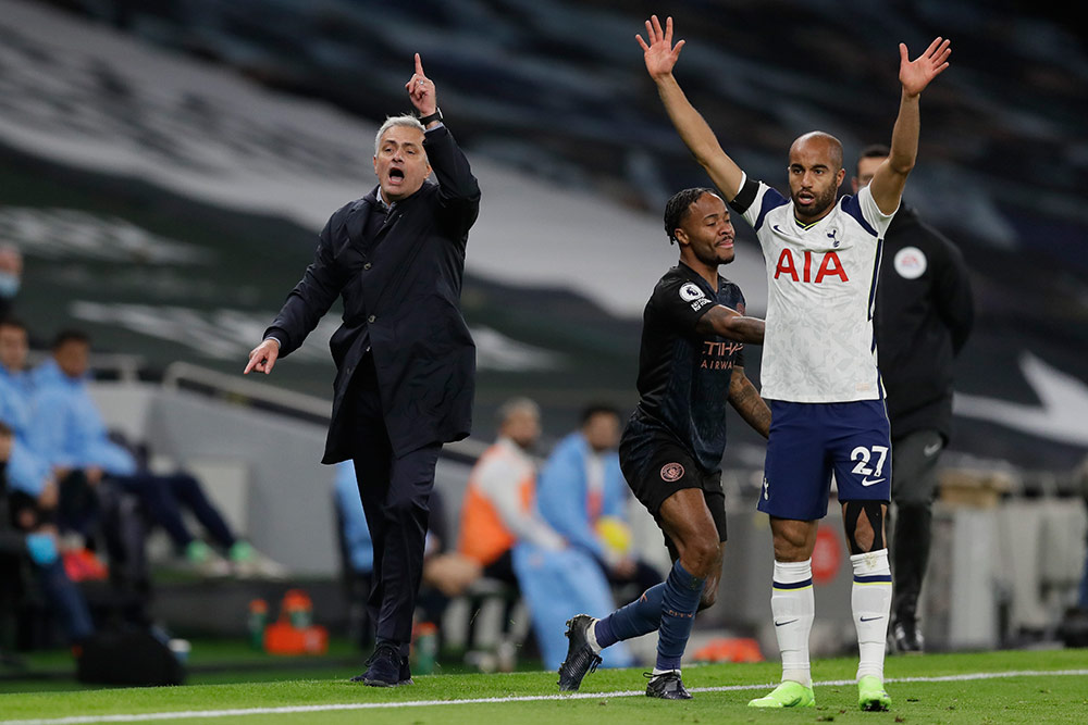 Tottenham Sikat Manchester City 2-0