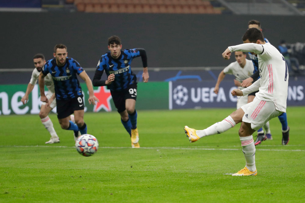 Real Madrid Pecundangi Inter Milan 2-0