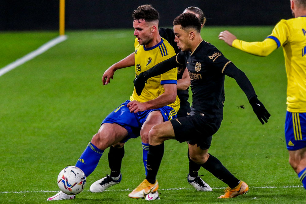 Ketika Barca Tertunduk di Markas Cadiz