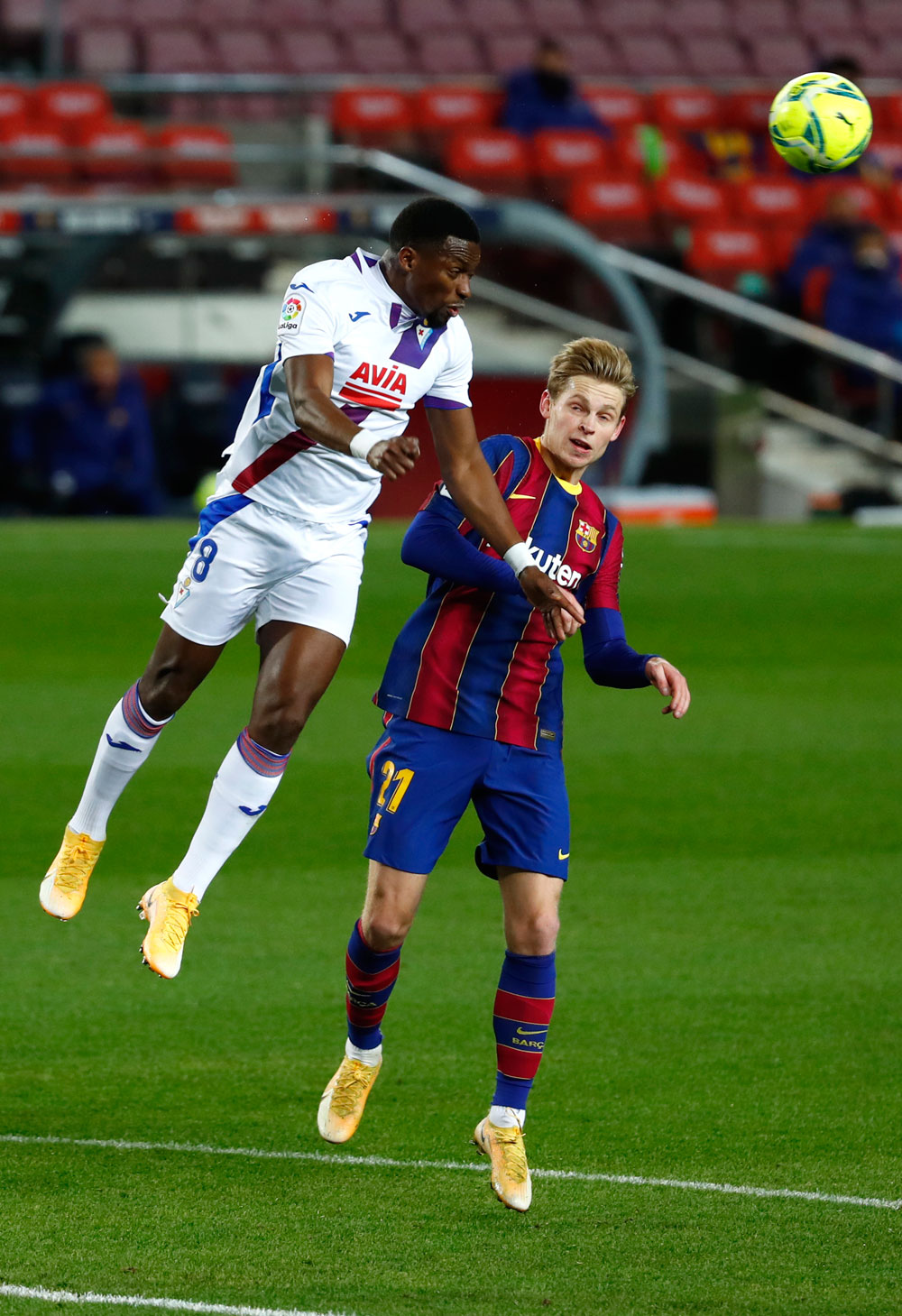 Eibar Tahan Imbang Barca di Camp Nou