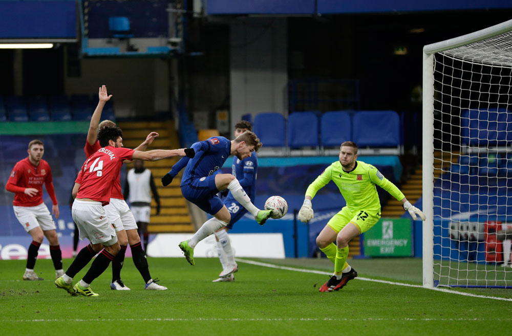 Chelsea Pesta Gol ke Gawang Morecambe