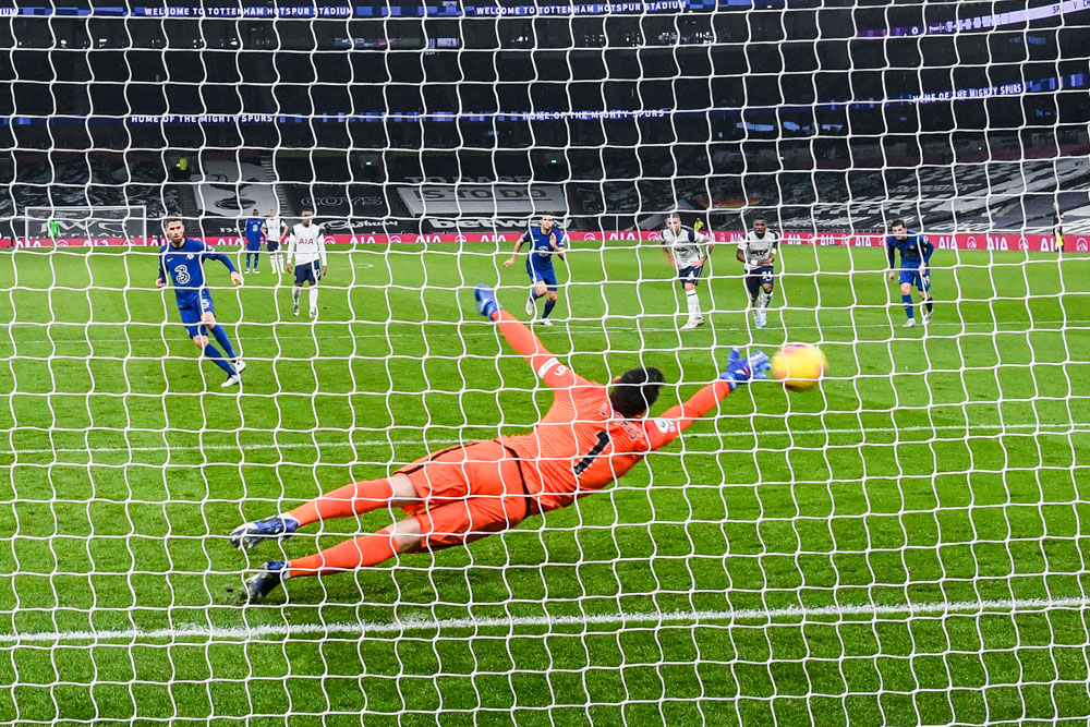 Tottenham vs Chelsea: London is Blue!