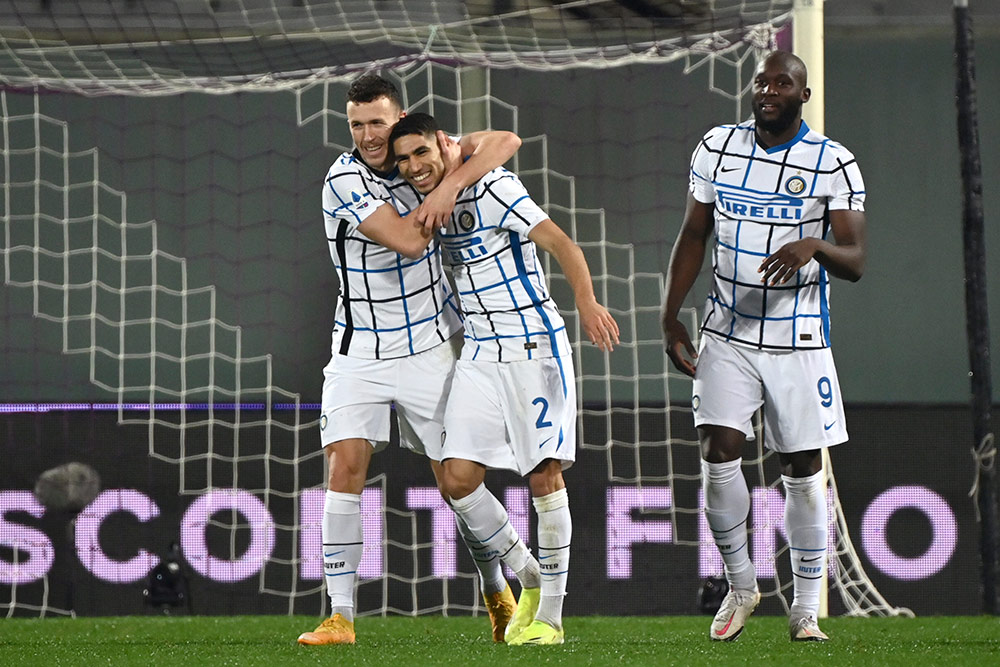 Inter Milan Hantam Fiorentina 2-0, Barella Bersinar