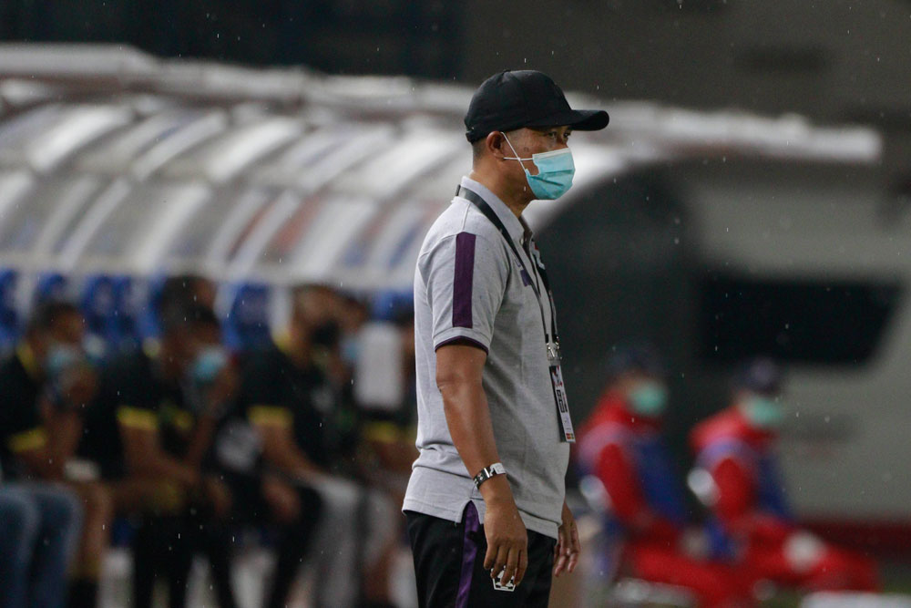 Foto: Diwarnai 3 Penalti, 10 Pemain Persebaya Bungkam Persik Kediri