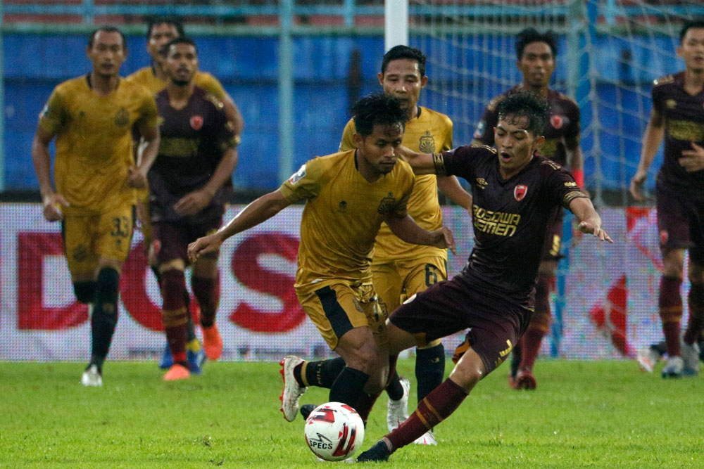 PSM Makassar vs Bhayangkara Solo FC Berakhir 1-1
