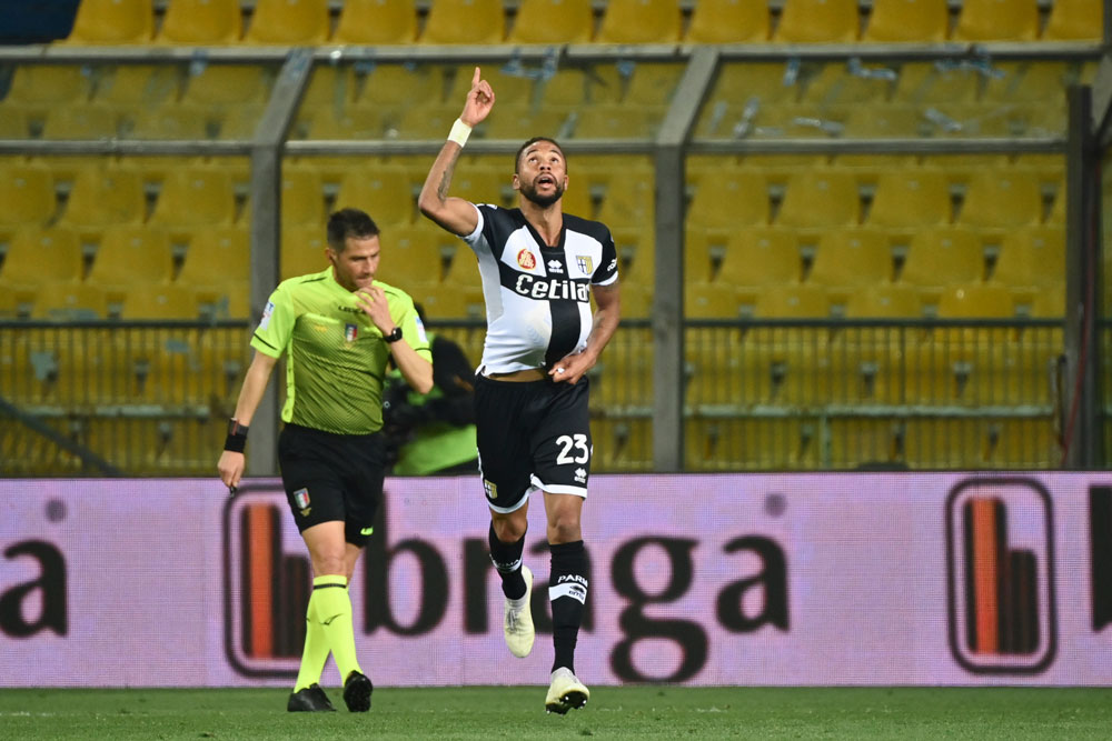 Alexis Sanchez Pimpin Inter Milan Bungkam Parma