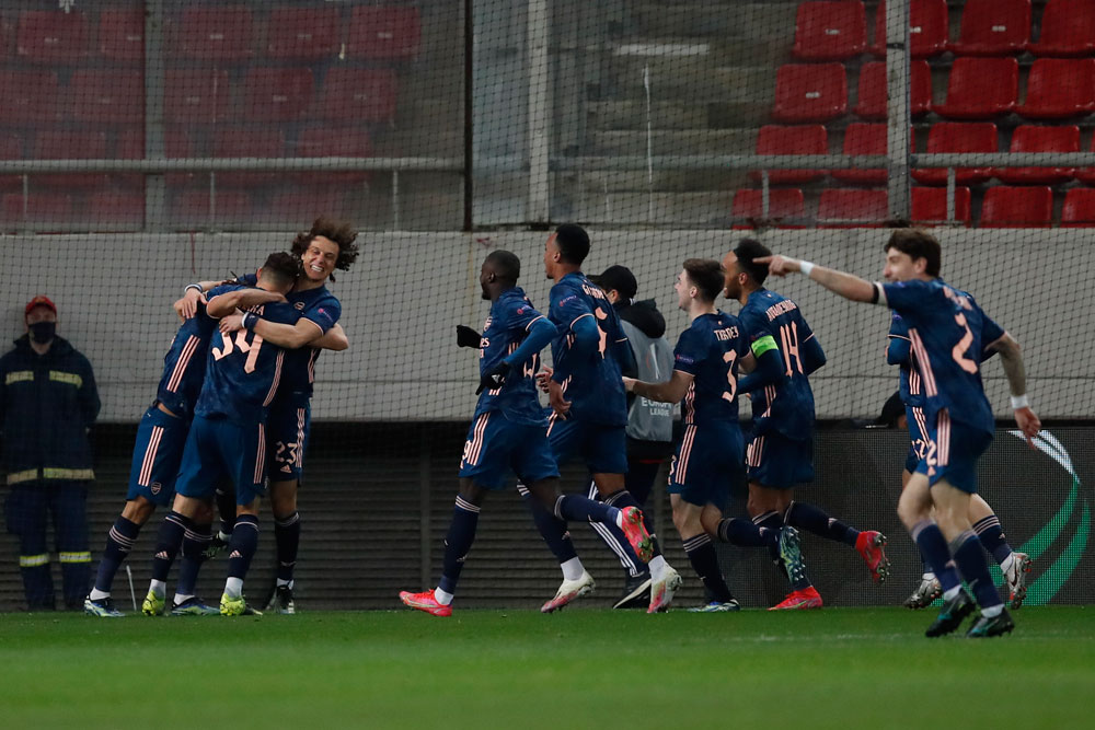 Arsenal Berjaya di Markas Olympiakos