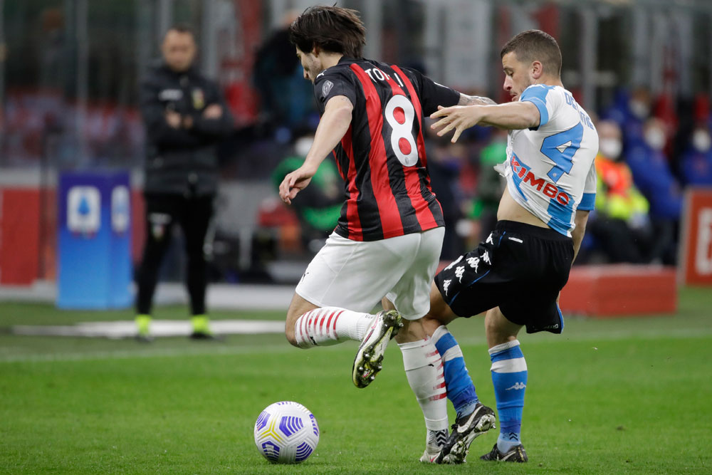 AC Milan Tertunduk di San Siro
