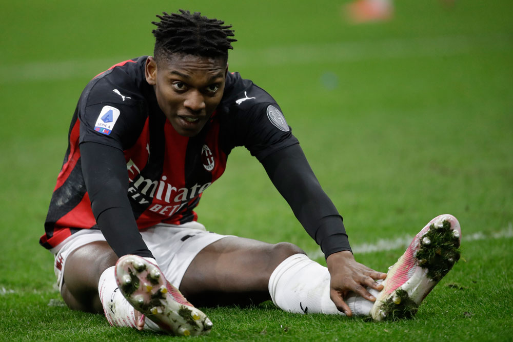 AC Milan Tertunduk di San Siro