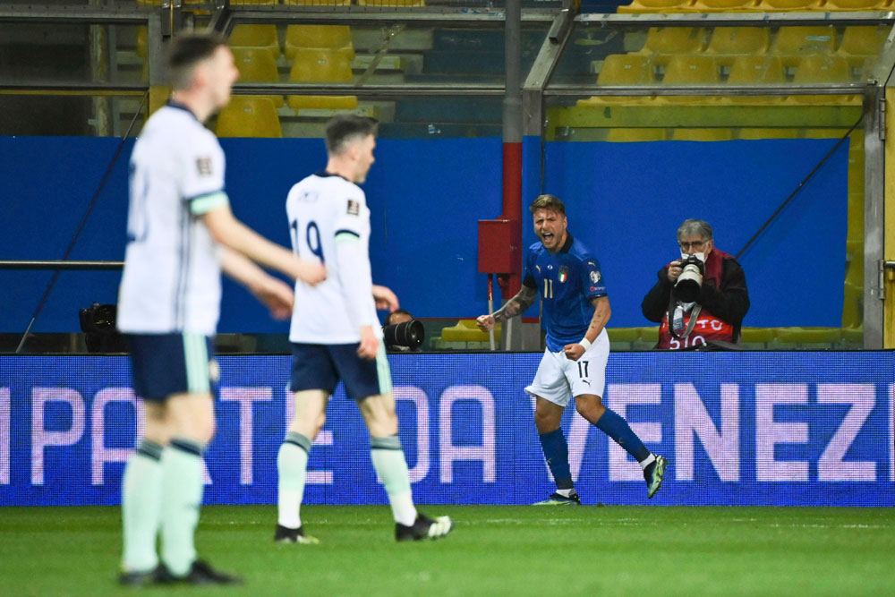 Italia Berjaya Lawan Irlandia Utara