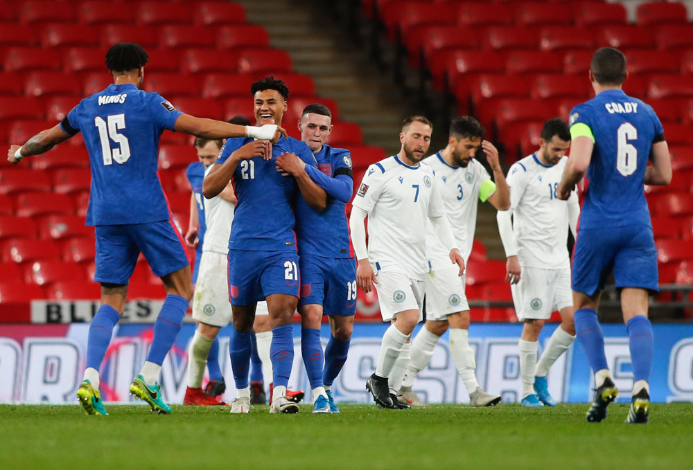 Pesta Gol Inggris ke Gawang San Marino