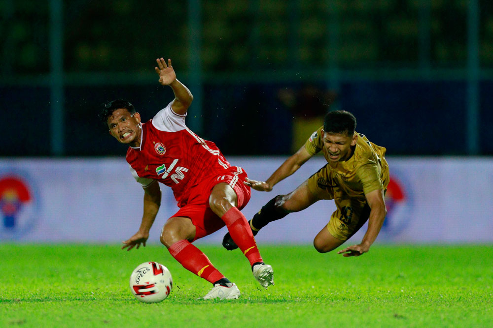 Dramatis, Persija Lolos Sebagai Juara Grup B