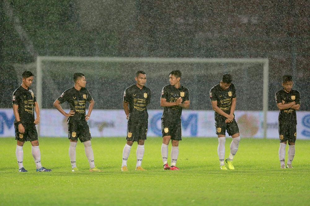 Singkirkan PSIS Lewat Adu Penalti, PSM Tembus Semifinal