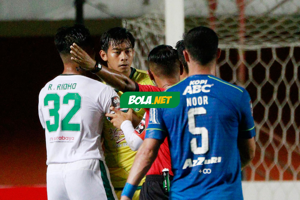 Drama 5 Gol, 2 Kartu Merah, Persib Singkirkan Persebaya