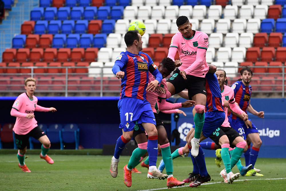 Gol Tunggal Griezmann Bawa Barca Kalahkan Eibar