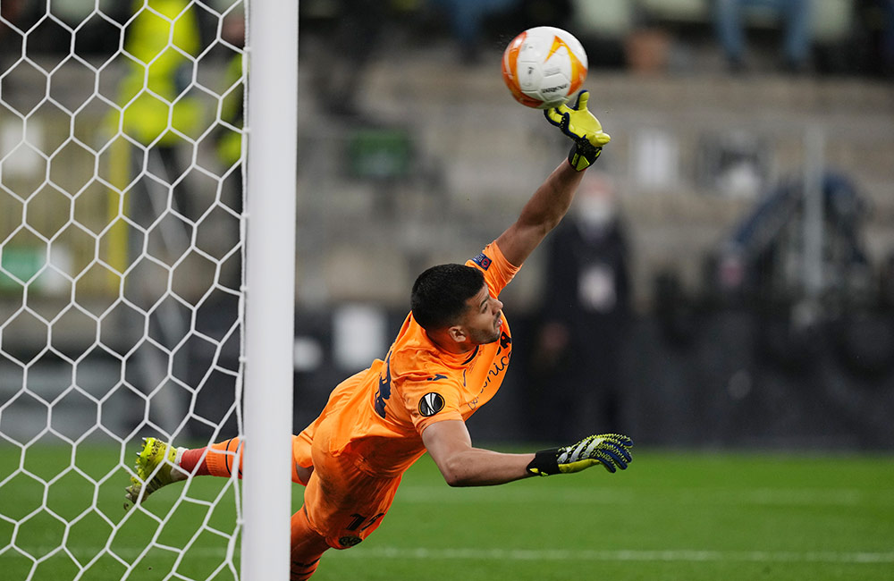Lewat Adu Penalti, Villarreal Sikat MU dan Juara Liga Europa