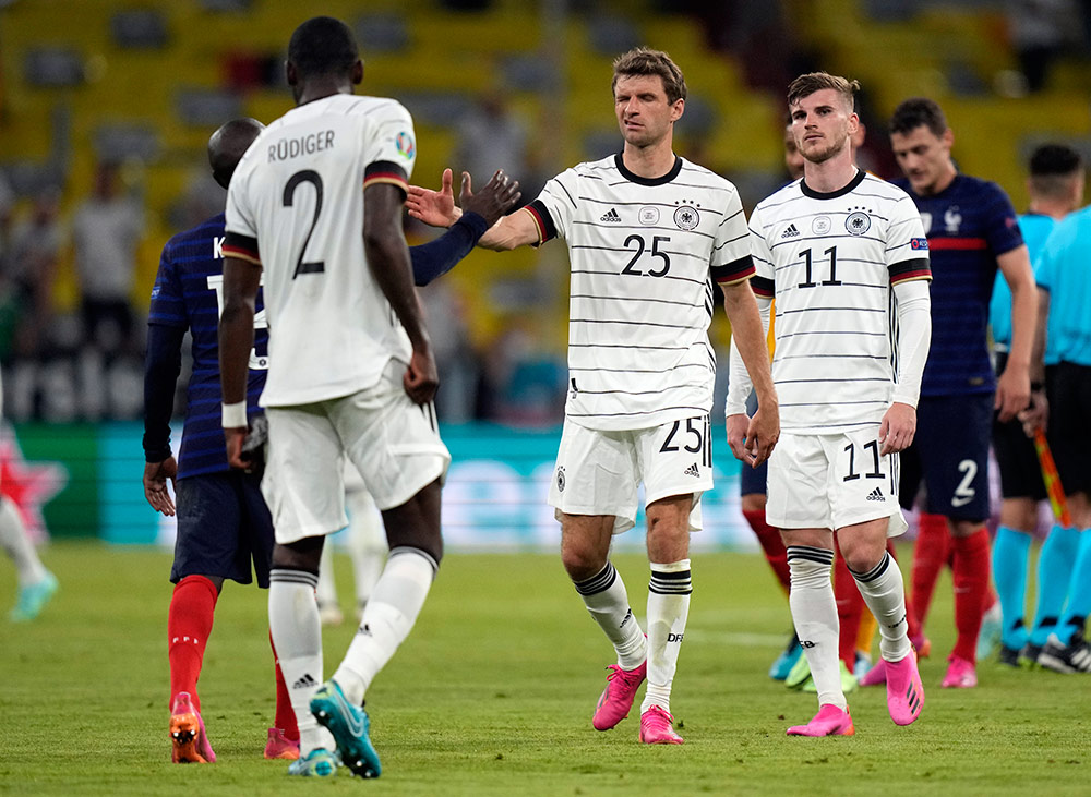 Prancis Kalahkan Jerman Berkat Gol Bunuh Diri