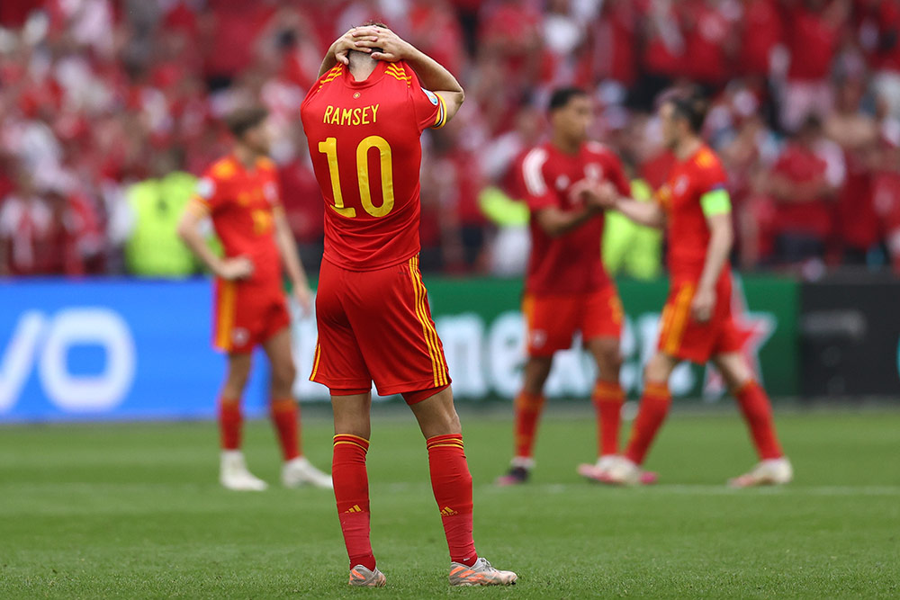 Pesta Gol Denmark dan Tiket ke Perempat Final Euro 2020