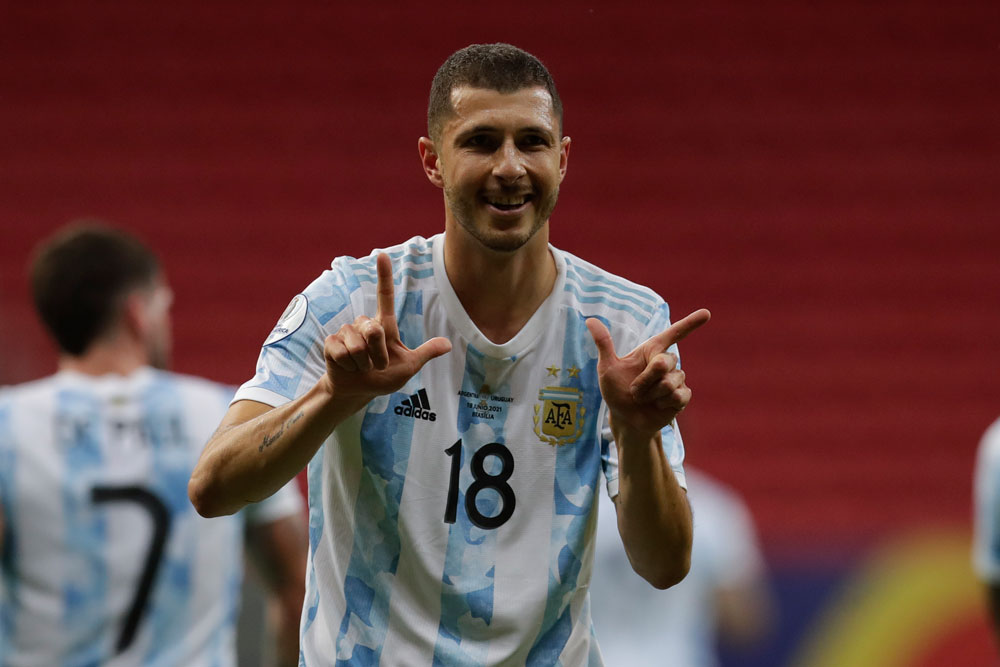 Guido Rodriguez jadi Pahlawan Argentina