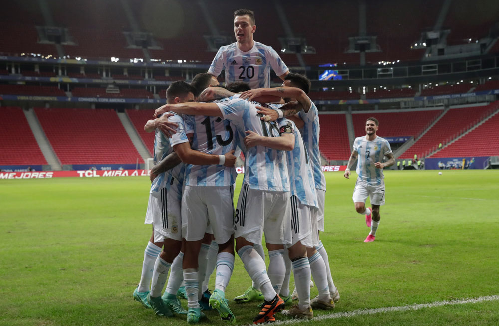 Guido Rodriguez jadi Pahlawan Argentina