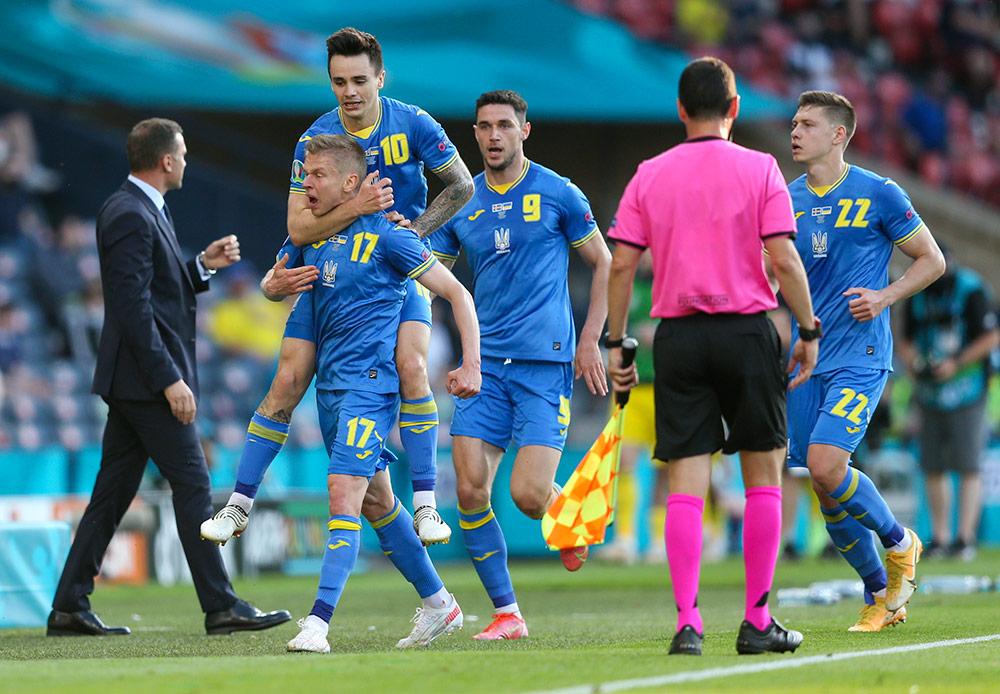 Ukraina Singkirkan Swedia dari Euro 2020 dengan Dramatis