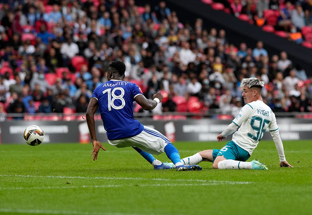 Leicester City Menangi Community Shield 2021