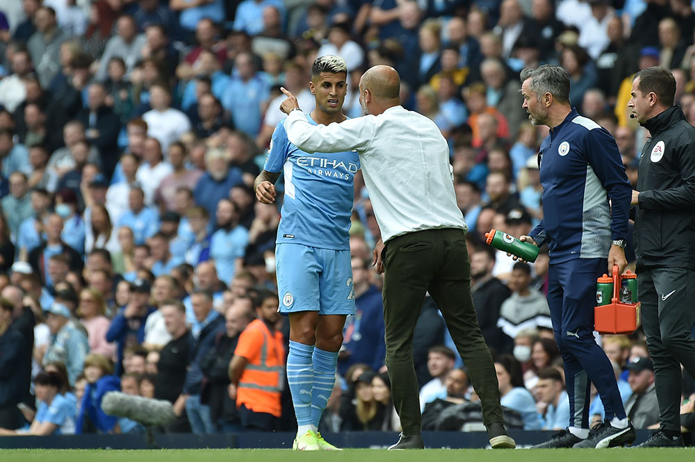 Bintang 5 Manchester City, Grealish Buka Keran Gol