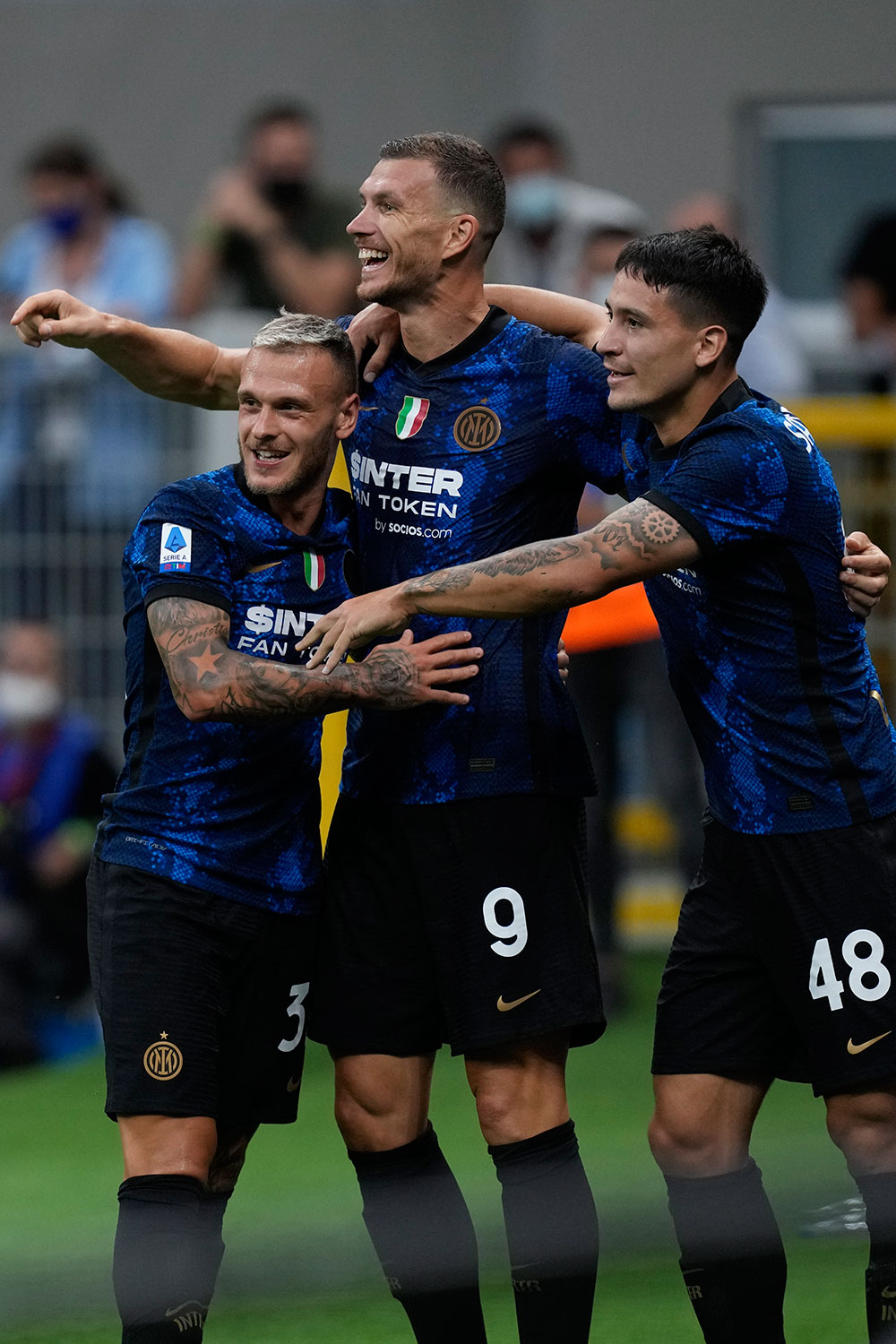 Edin Dzeko Garang, Inter Milan Pesta Gol