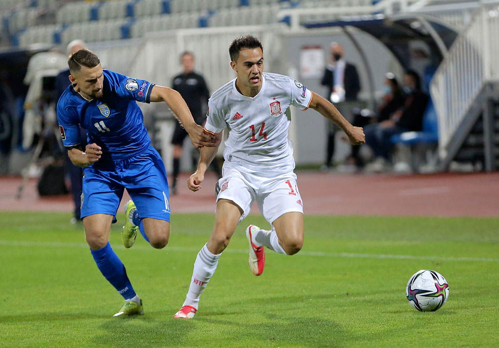 Spanyol Kalahkan Kosovo 2-0