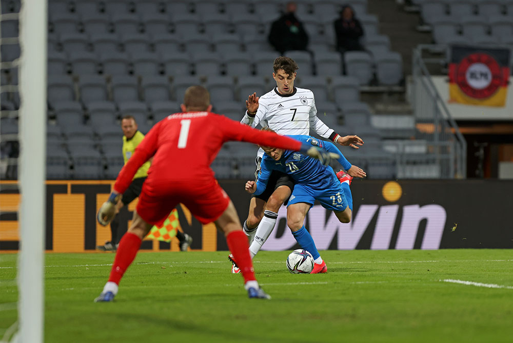 Sikat Islandia 4 Gol, Jerman Kokoh di Puncak Grup J