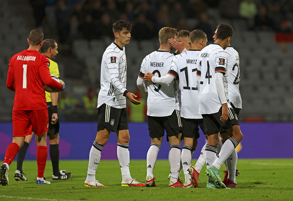 Sikat Islandia 4 Gol, Jerman Kokoh di Puncak Grup J